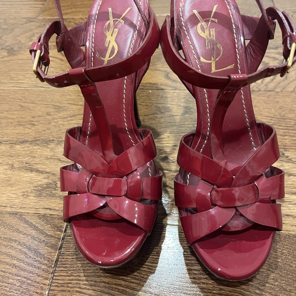 Saint Laurent Tribute Patent Leather Platform Fuchsia Heels - Picture 10 of 16